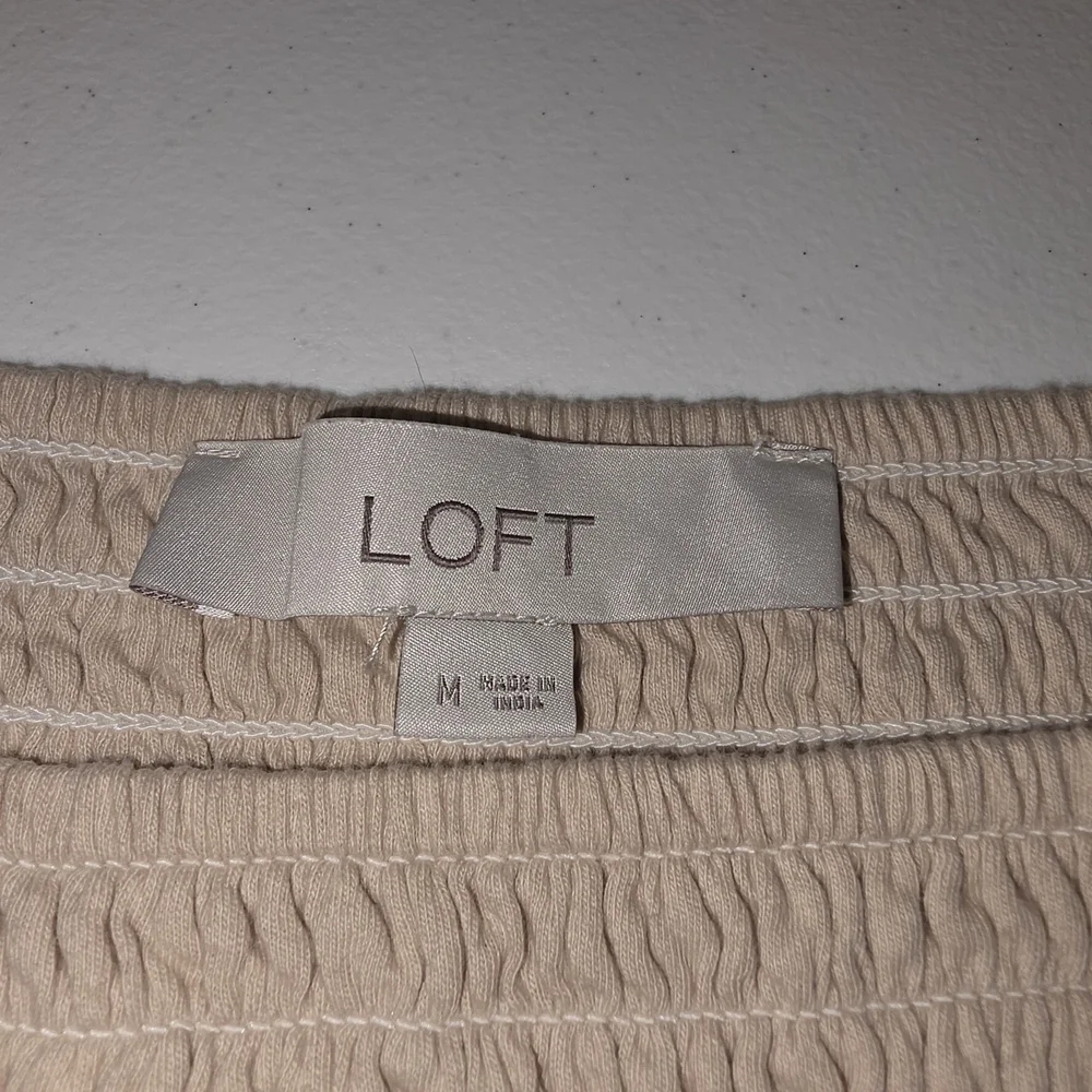 LOFT Champagne Smocked milkmaid Top Long Sleeve Babydoll Ruffle Hem 100%‎ Cotton - Picture 3 of 5